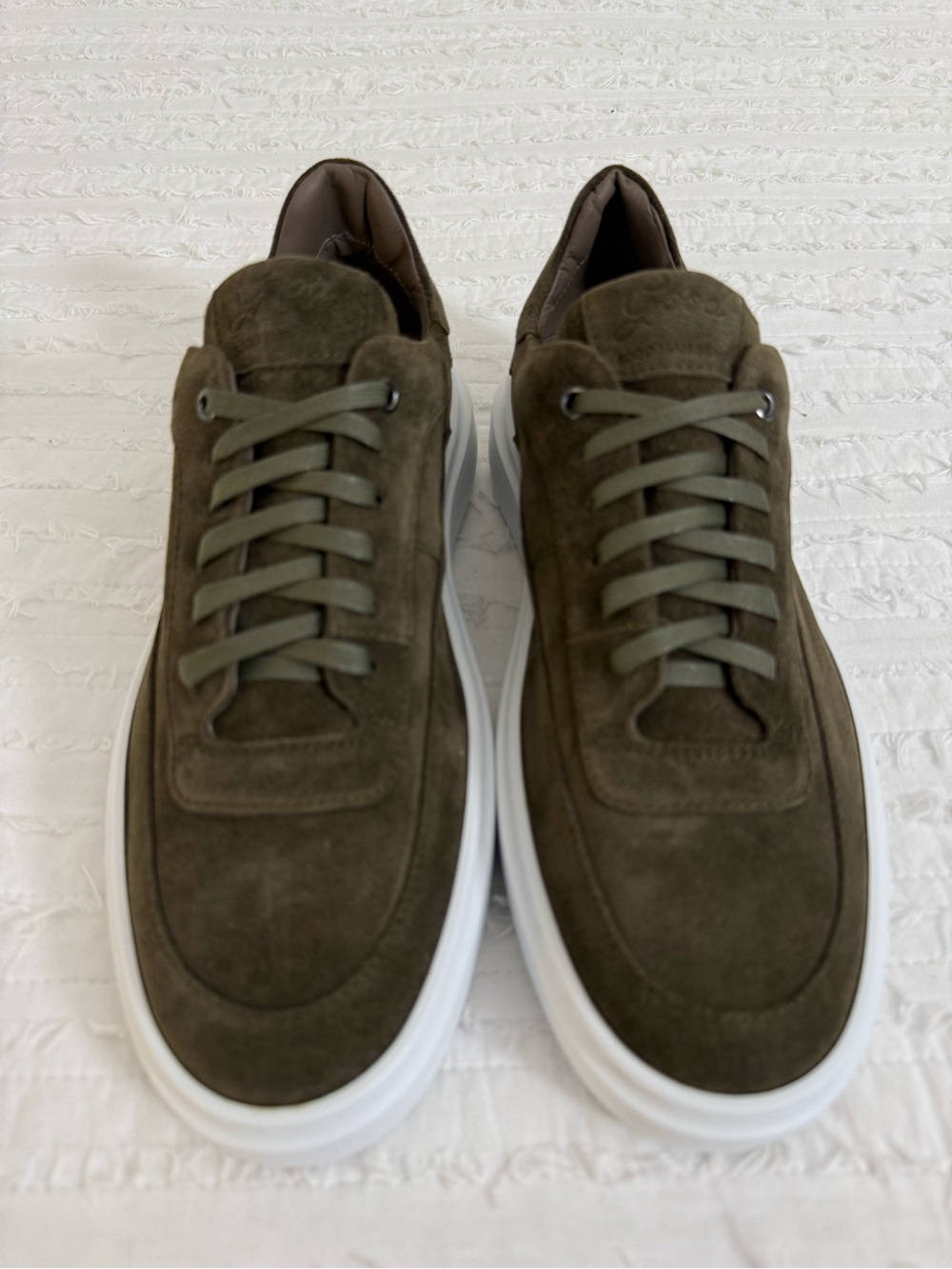 Good Man Brand Brown Olive Suede Sneakers Men’s 9 NEW IN BOX
